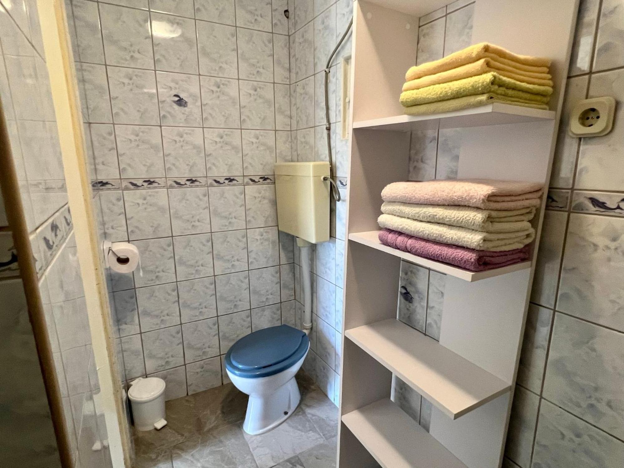 Apartmani Lidija Karin Donji Donji Karin Bagian luar foto