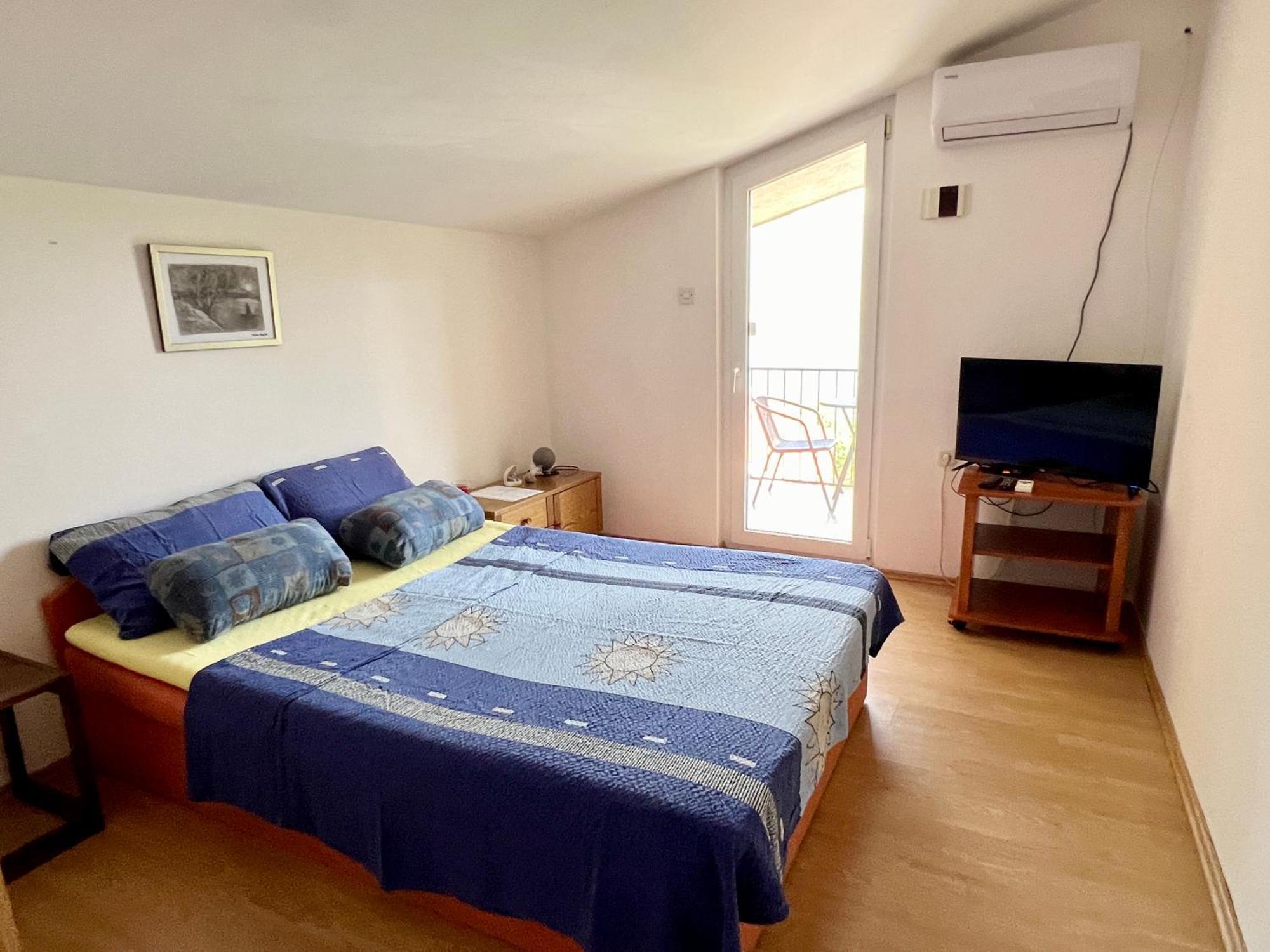 Apartmani Lidija Karin Donji Donji Karin Bagian luar foto