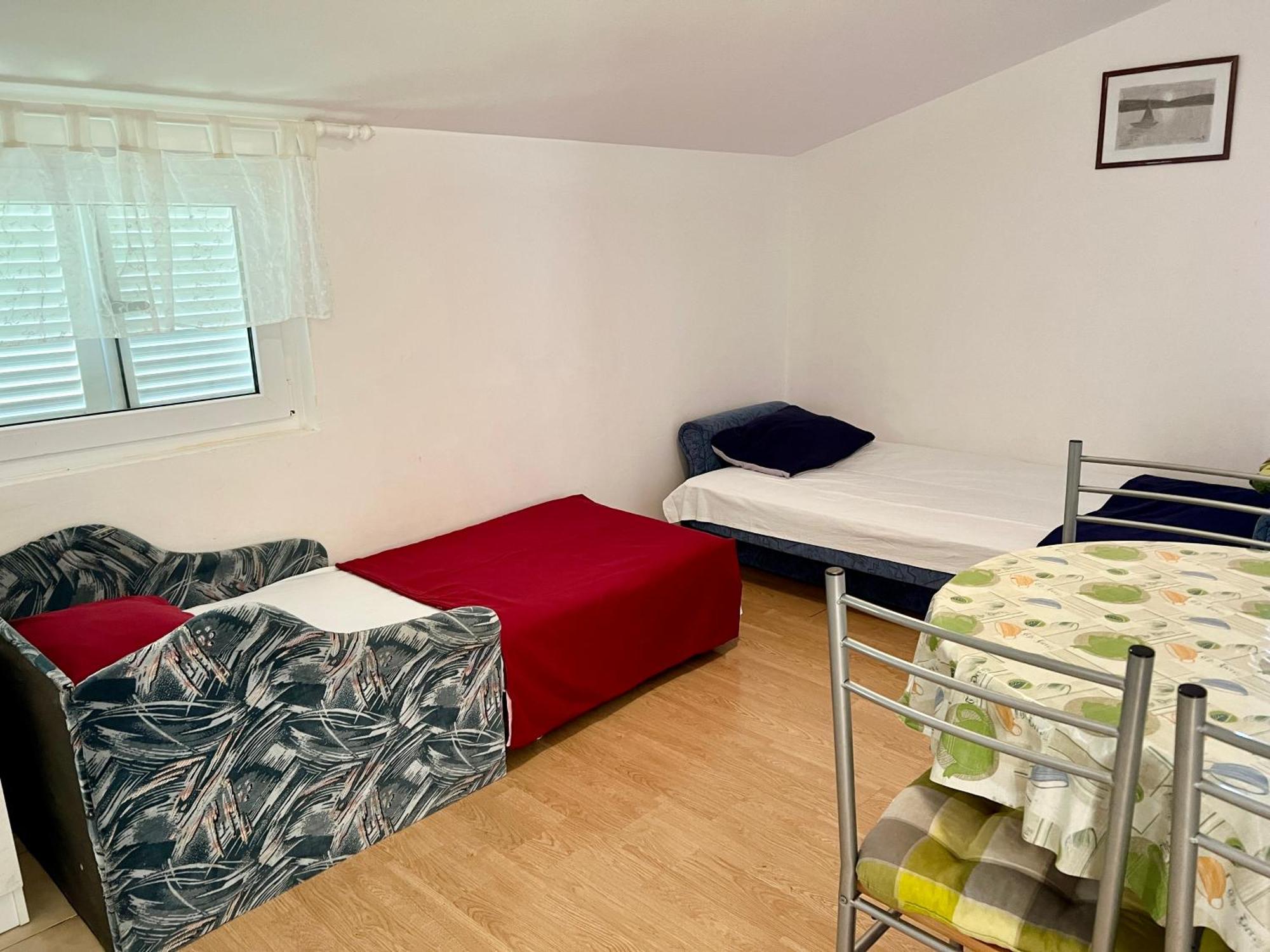 Apartmani Lidija Karin Donji Donji Karin Bagian luar foto