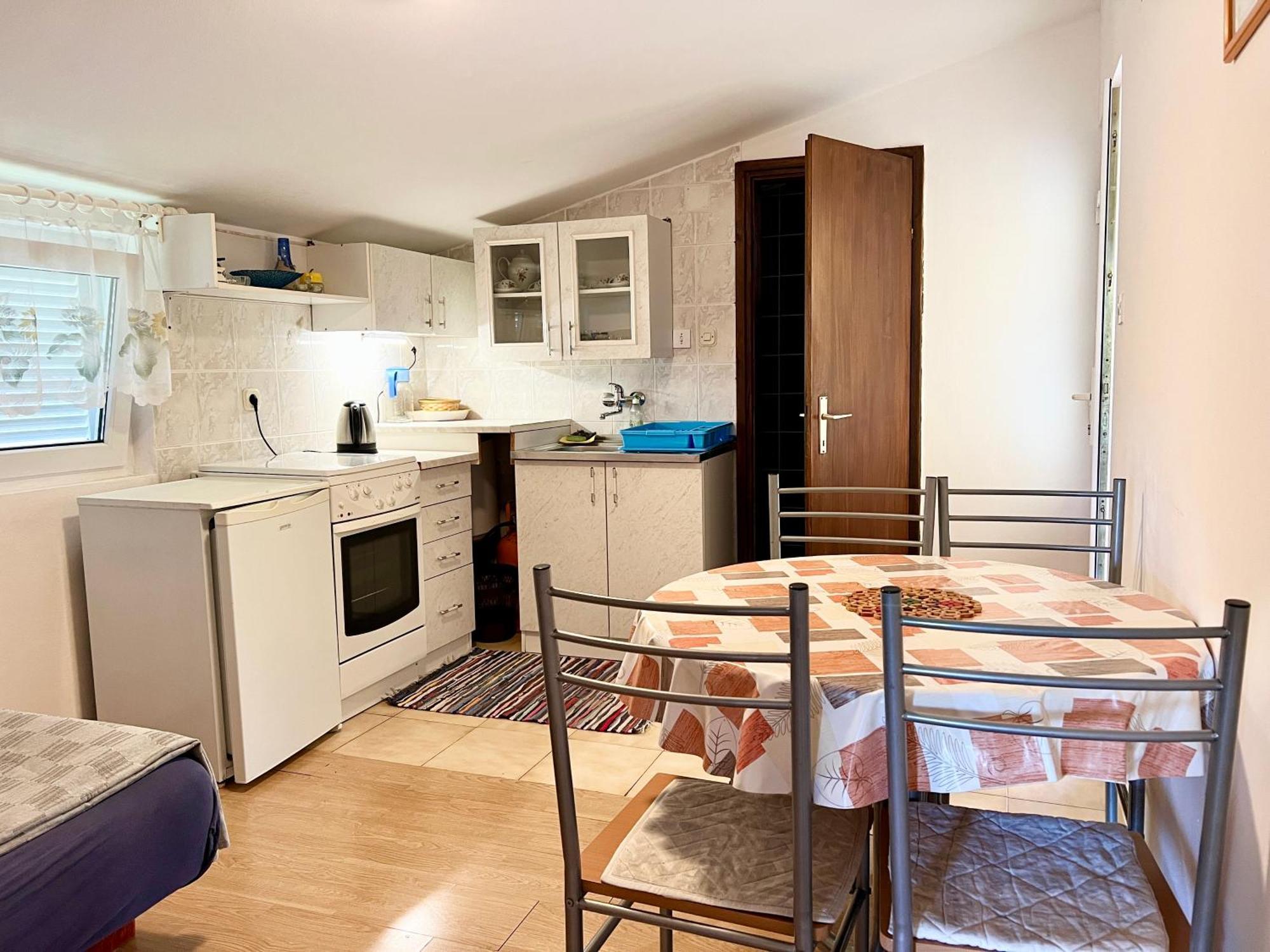 Apartmani Lidija Karin Donji Donji Karin Bagian luar foto